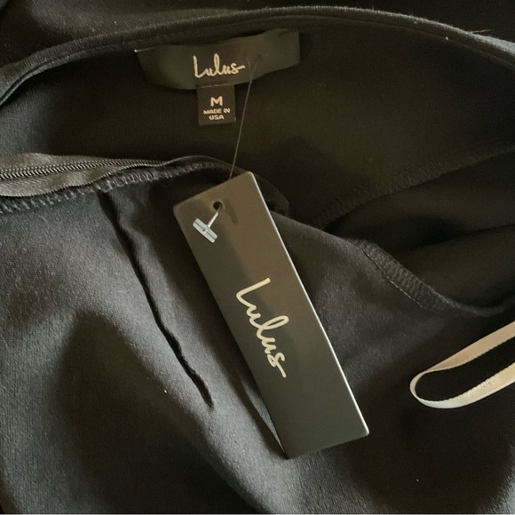 Lulu’s Black Low Cut V Back Fitted Dress M NWT - Picture 6 of 8